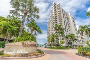 , 4451 Gulf Shore Blvd N # 1005, Naples FL 34103