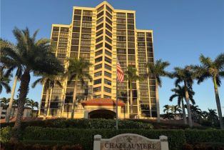 , 6000 Pelican Bay Blvd # 904, Naples FL 34108