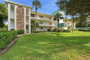 , 855 Ketch Dr # 305, Naples FL 34103