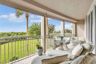 High Rise (8+), 1001 Arbor Lake Dr # 105, Naples FL 3411034110 