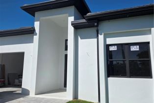 Single Family Residence, 1381 Trail Terrace Park Shore, FL 34103 