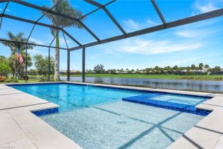 Single Family Residence, 9512 Greyhawk Trl, Naples FL 34120