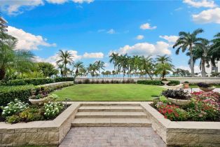 High Rise (8+), 4021 Gulf Shore Blvd N # G7, Naples FL 3410334103 