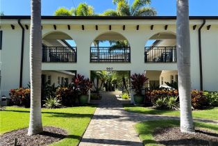 , 960 7th St S # 202, Naples FL 34102
