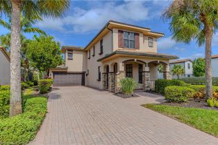 , 1233 Kendari Ter, Naples FL 34113