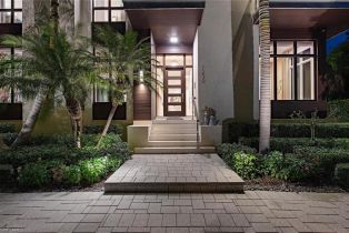 Single Family Residence, 1230 Gulf Shore Olde Naples, FL 34102 