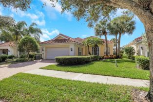 Single Family Residence, 3888 Valentia Way, Naples FL 34119