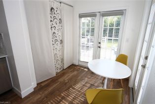 Single Family Residence, 714 11th St N, Naples FL 34102