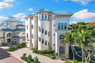 Single Family Residence, 105 Felipe Barefoot Beach, FL 34134 