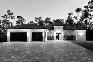 Single Family Residence, 5080 Hickory Wood Central Naples, FL 34119 