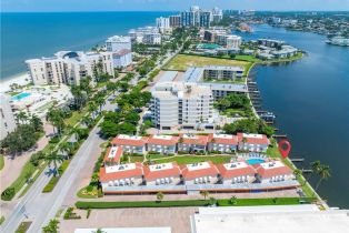 Low Rise (1-3), 3070 Gulf Shore Blvd N # 201, Naples FL 34103