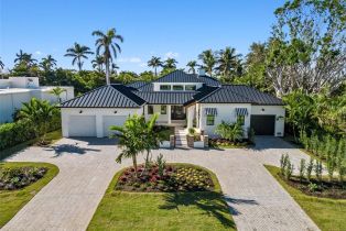 Single Family Residence, 424 Spinnaker Moorings, FL 34102 