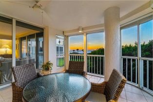 High Rise (8+), 20 Seagate Dr # 103, Naples FL 3410334103