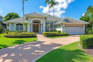 , 4459 Crayton Rd, Naples FL 34103