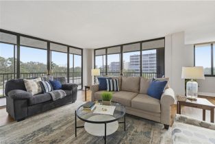 , 11 Bluebill Ave 201