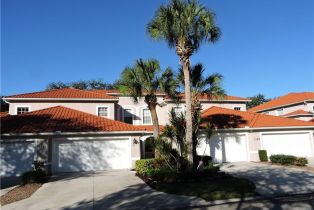 , 3385 Grand Cypress Dr # 101, Naples FL 34119