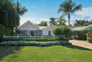 Single Family Residence, 742 11th Olde Naples, FL 34102 