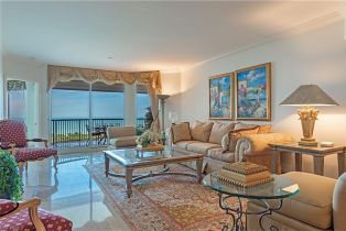 , 7117 Pelican Bay Blvd 1806