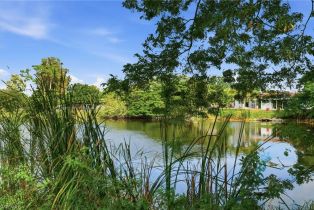 , 4518 W Alhambra Cir, Naples FL 34103