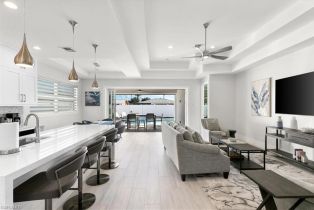 Single Family Residence, 734 109th Ave N, Naples FL 34108