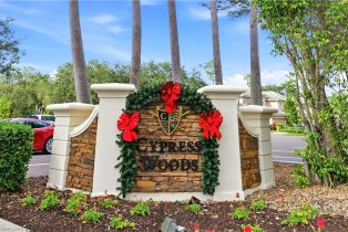 , 2910 Cypress Trace Cir # 102, Naples FL 34119