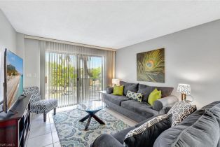 Mid Rise (4-7), 1300 Gulf Shore Blvd N # 407, Naples FL 34102