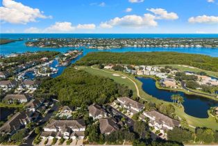 , 5020 Marina Cove Dr # 201, Naples FL 34112