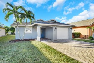 Single Family Residence, 826 109th Vanderbilt Beach, FL 34108 