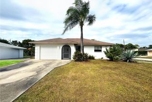 , 699 110th Ave Unit A, Naples FL 34108