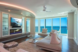 High Rise (8+), 4651 Gulf Shore Blvd N # 1102, Naples FL 3410334103