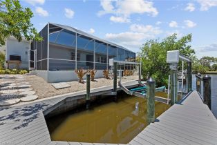 Single Family Residence, 3061 Shell Mound Zimmers Add-shell Mound Pk, FL 33931 
