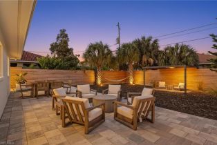 Single Family Residence, 565 110th Vanderbilt Beach, FL 34108 