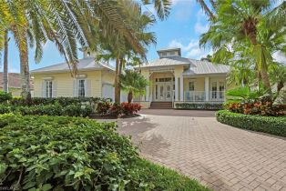 Single Family Residence, 1510 Chesapeake Royal Harbor, FL 34102 