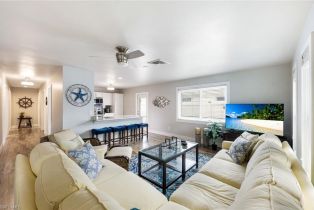 , Vanderbilt Beach, FL 