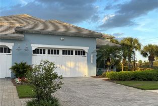 , 6907 Cay Ct, Naples FL 34113