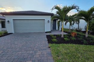 Single Family Residence, 20254 Hartford Blvd