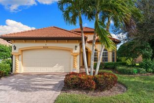 , 6534 Caldecott Dr, Naples FL 34113