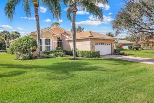 Single Family Residence, 462 Preswick Vanderbilt Country Club, FL 34120 