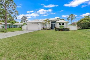 Single Family Residence, 4641 Santiago Ln, Bonita Springs FL 34134