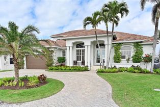 Single Family Residence, 271 Bayview Conners, FL 34108 