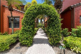 Low Rise (1-3), 8957 Malibu St 50234113 