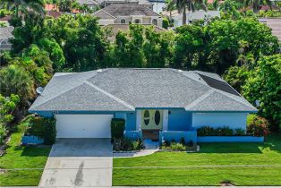 Single Family Residence, 211 Flamingo Marco Island, FL 34145 