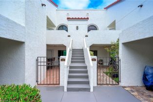 Low Rise (1-3), 601 Beachwalk Cir # L104, Naples FL 3410834108