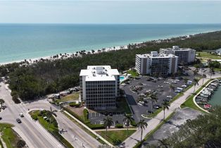 High Rise (8+), 1 Bluebill Ave 412