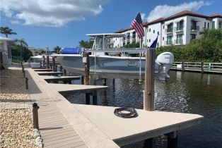 Low Rise (1-3), 1425 Curlew Ave # 1, Naples FL 3410234102 