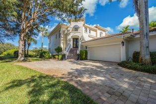 , 15501 Monterosso Ln # 201, Naples FL 34110