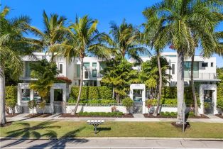 Low Rise (1-3), 355 Banyan Blvd # 2, Naples FL 3410234102 
