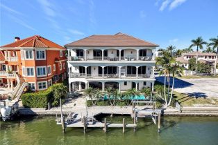 Single Family Residence, 264 Bayview Conners, FL 34108 