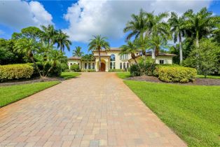 , 823 Cassena Rd, Naples FL 34108