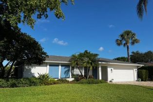 Single Family Residence, 321 Burning Tree Central Naples, FL 34105 